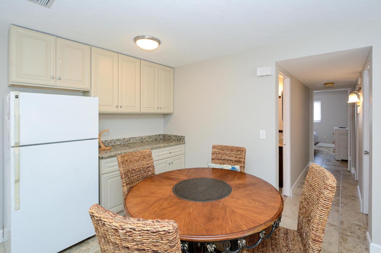 Canal 311 - Right In Siesta Key Village! 萨拉索塔 外观 照片