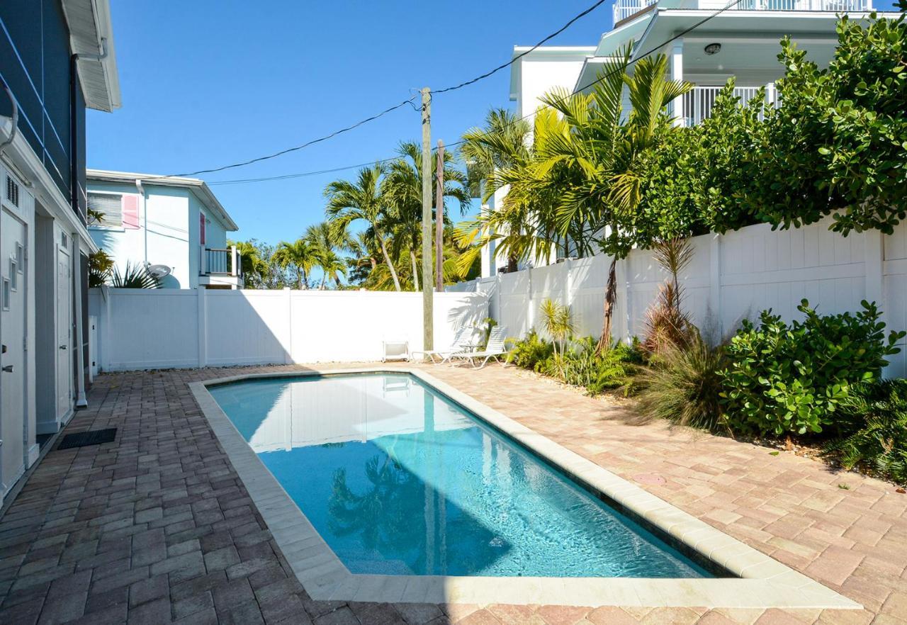 Canal 311 - Right In Siesta Key Village! 萨拉索塔 外观 照片