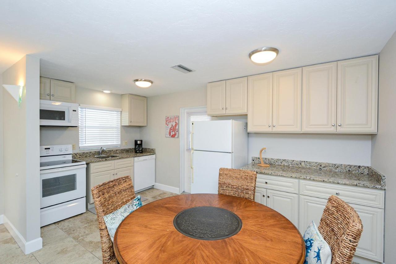 Canal 311 - Right In Siesta Key Village! 萨拉索塔 外观 照片