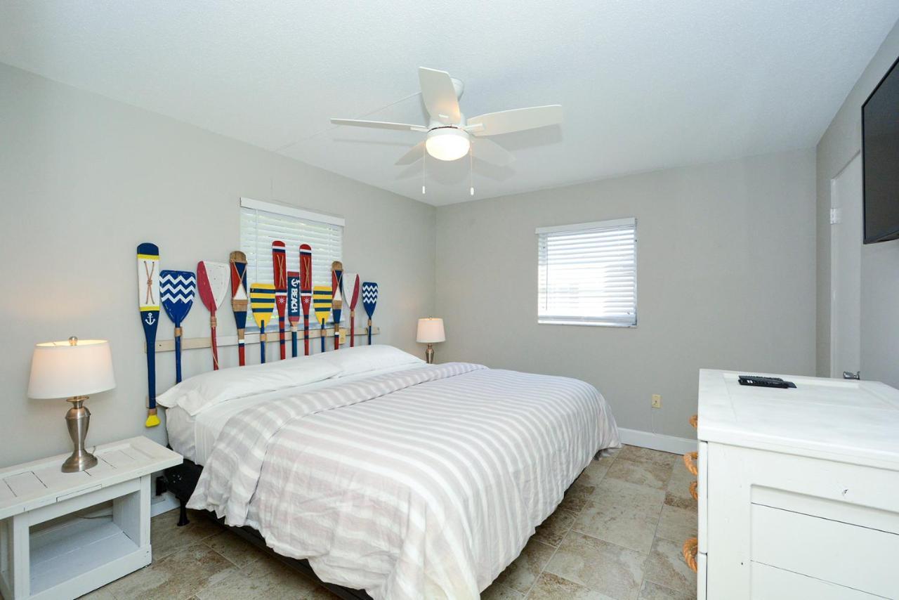 Canal 311 - Right In Siesta Key Village! 萨拉索塔 外观 照片